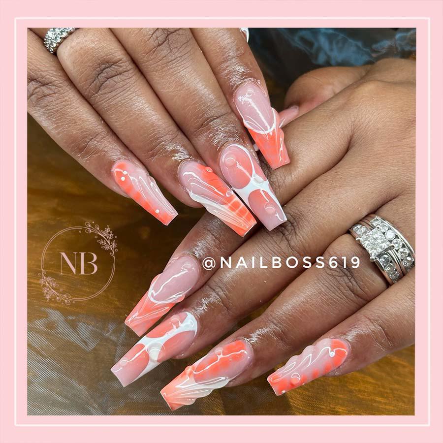 Minimalist nail design